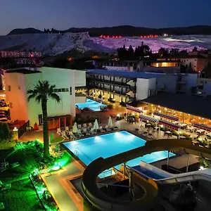  Hotel Anya